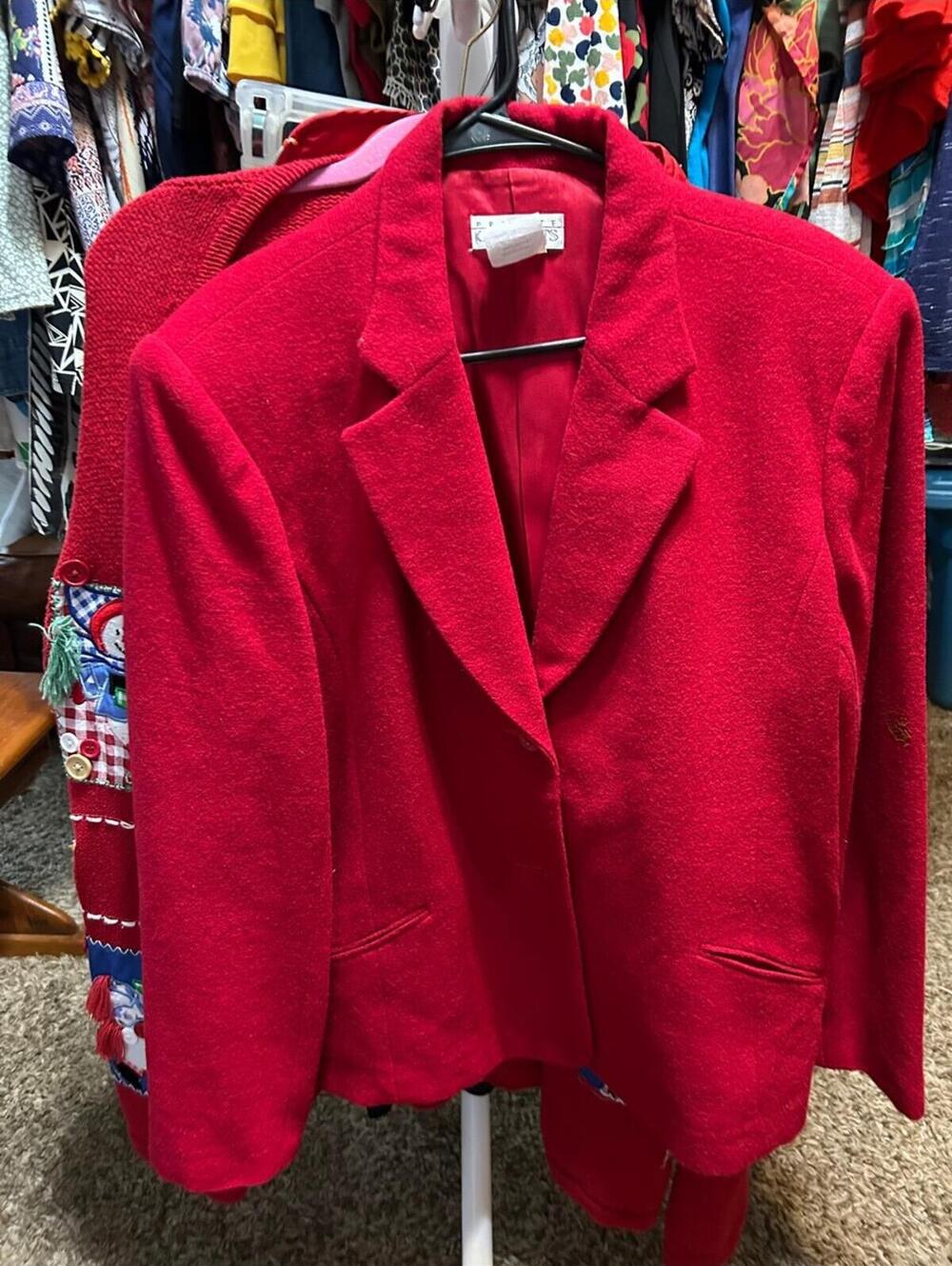 Private Concepts Women's Red Wool Blazer Jacket Size 18?